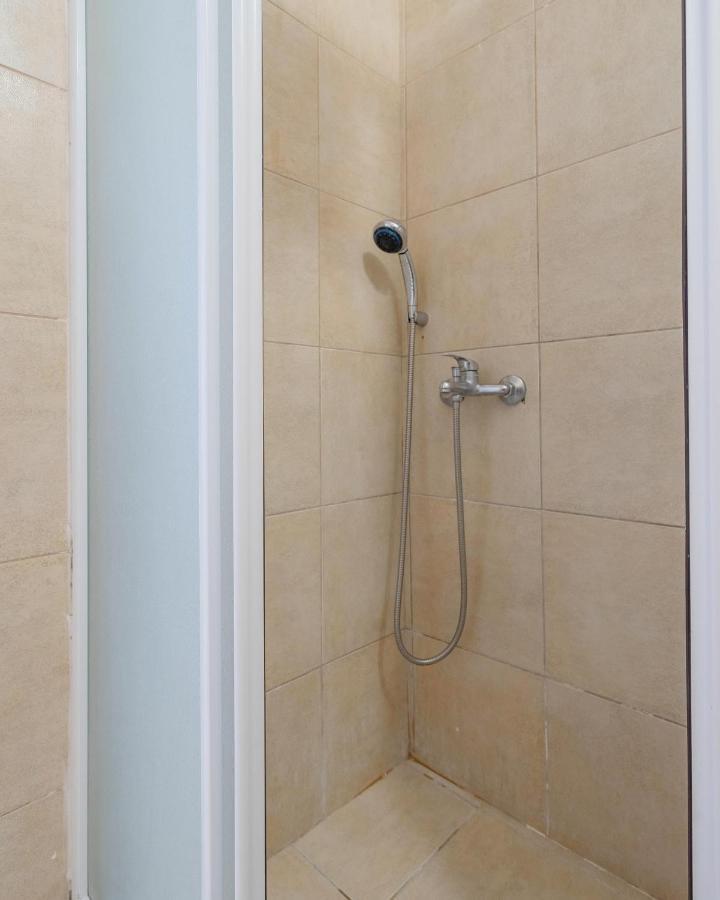 Apartment 1Km From Acropolis Filoppapou Hill Athens Exterior photo